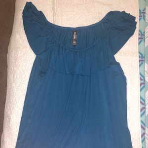 Agnes and Dora Under the Moon top